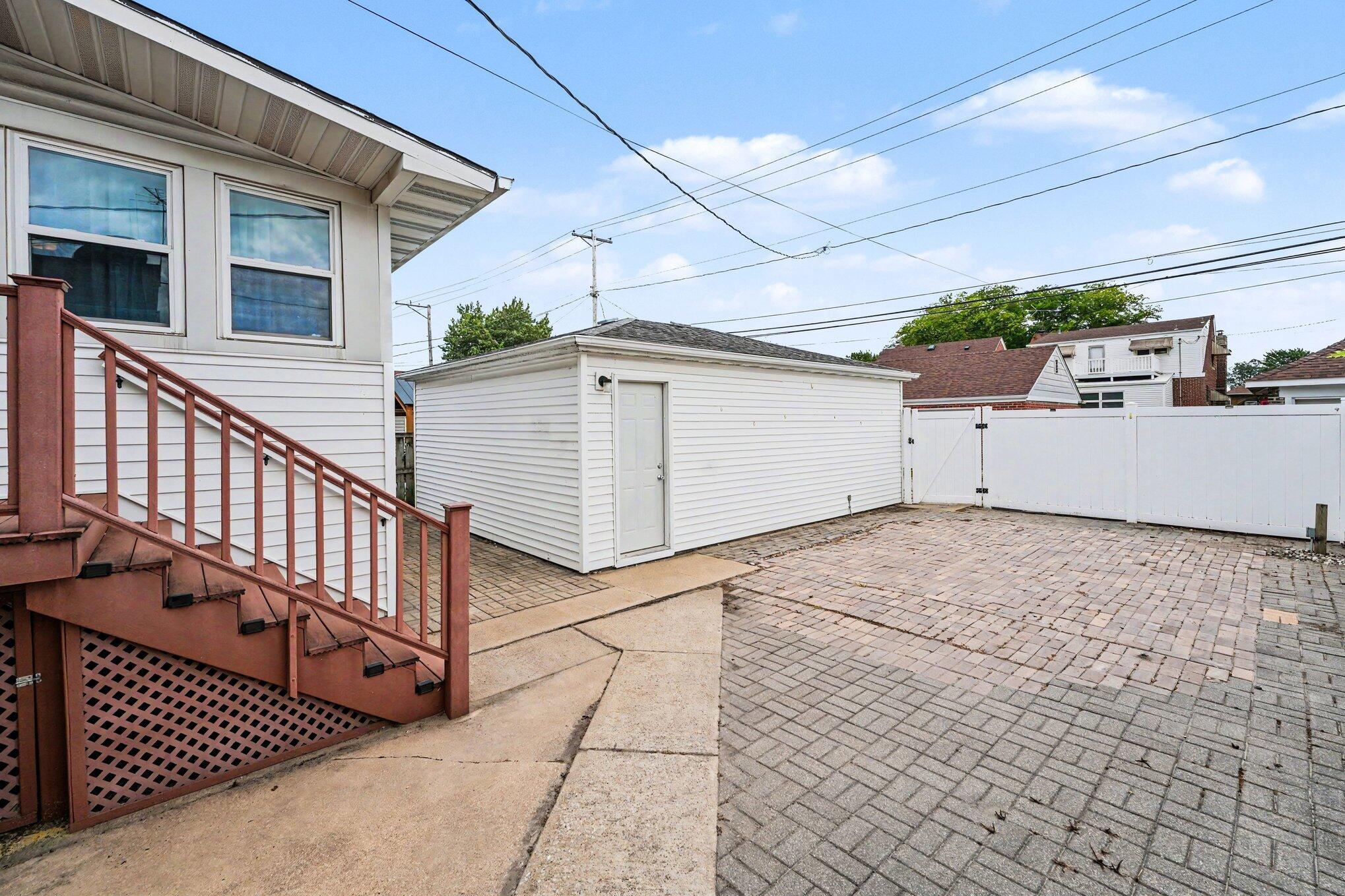 Image 4 Image 4