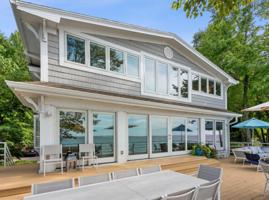 3217 Lake Shore Drive