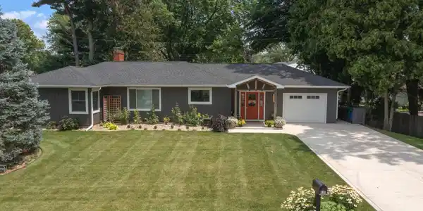 511 Closser Avenue
