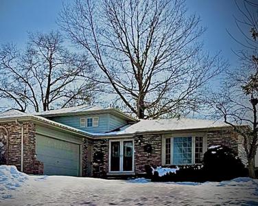 1885 Loganberry Lane