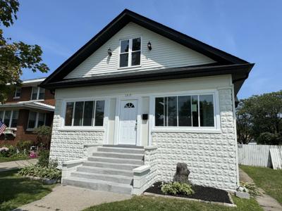 1517 Lake Avenue