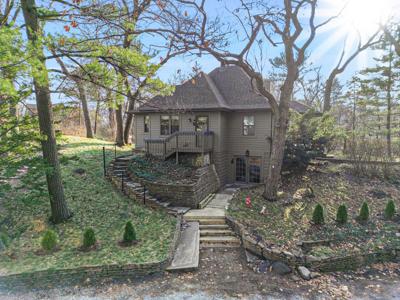 1 Woodland Trail