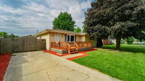 1215 W 10th Place