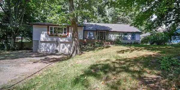 209 Orchard Bluff Avenue