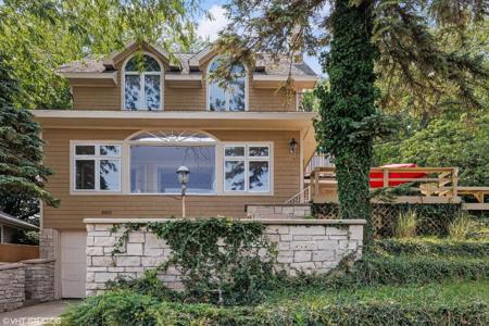 2055 Lake Shore Drive