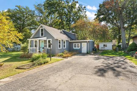 503 W 7th Place