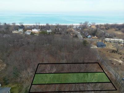 1040 N Wells Lots 32, 33 & 34 Street