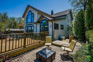 3223 Lake Shore Drive