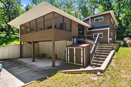 3 W Stillwater Avenue