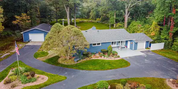 216 Holton Road