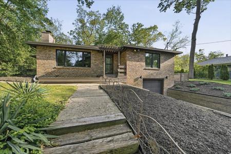 63 Ski Hill Road