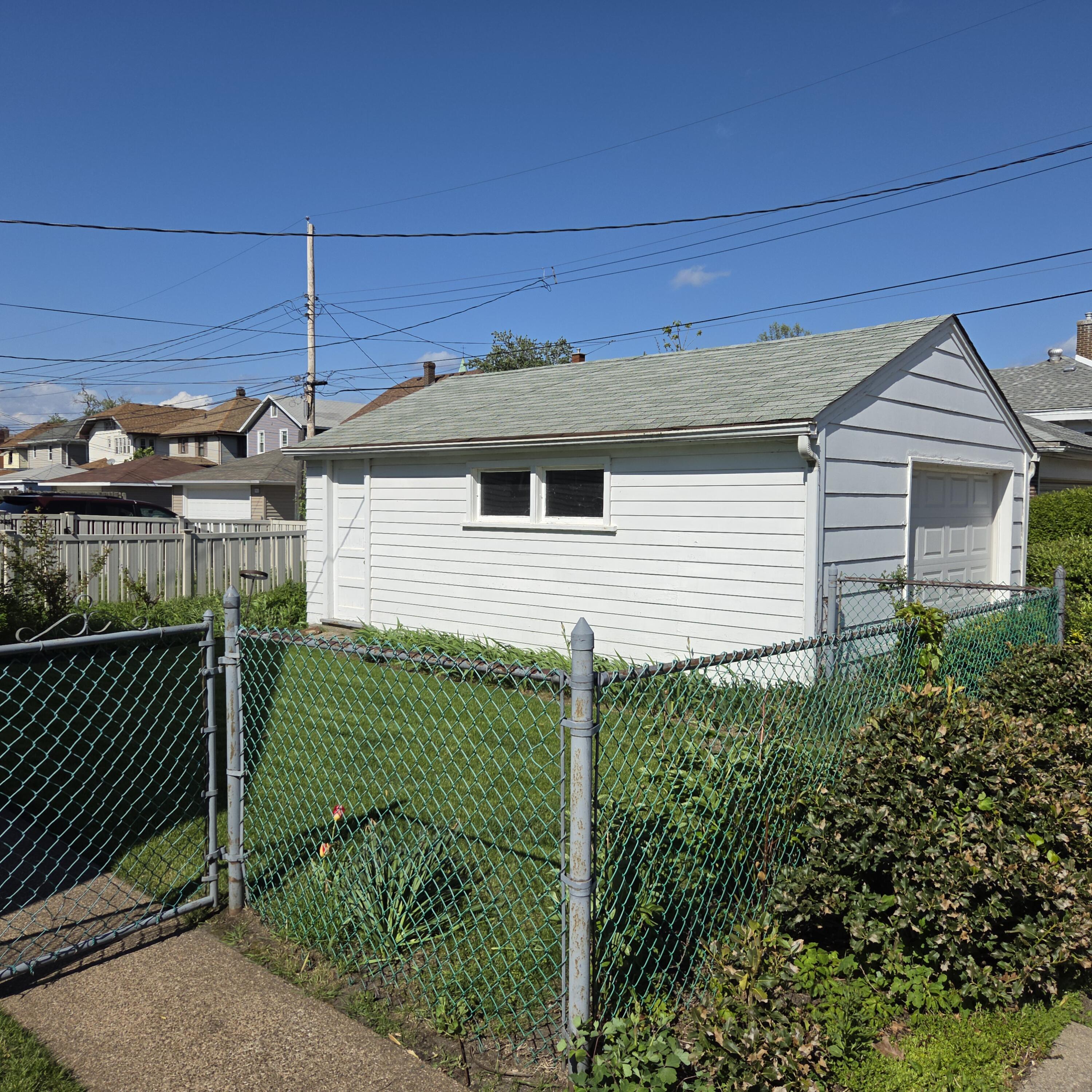Image 4 Image 4
