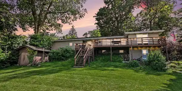 669 Waverly Road