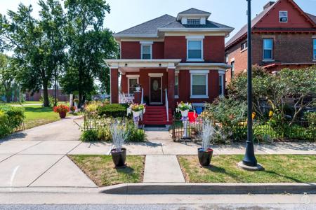 803 Spring Street