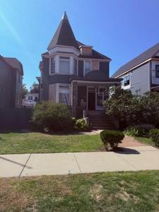 1828 Oliver Street
