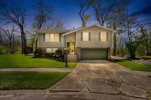 1533 Howard Court