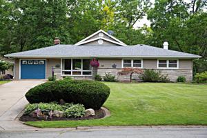 1009 Lake George Drive