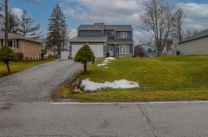2350 Four Seasons Parkway