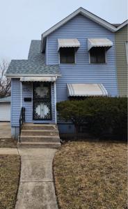 2606 E 140th Place