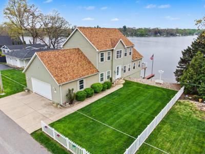 107 Lakeview Drive