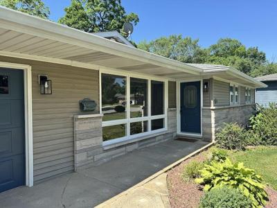 1009 Lake George Drive
