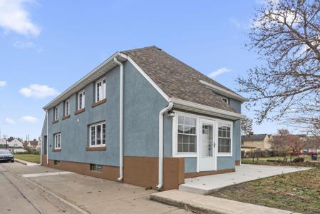 407 Spring Street