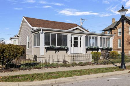 219 W 6th Street
