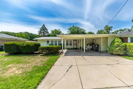 411 N Lake Shore Drive