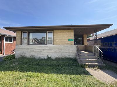1947 Schrage Avenue