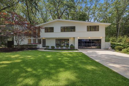 3335 Lasalle Trail