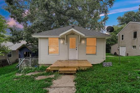 1502 Redwing Road