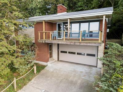 125 E Lake Front Drive