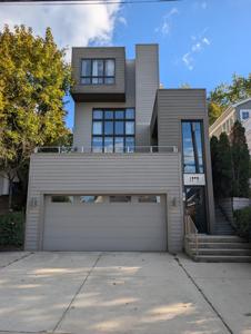 1909 Lake Shore Drive