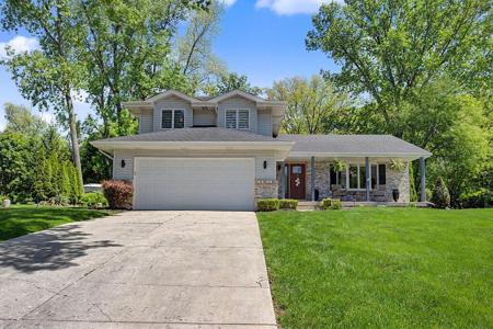 8641 Fairway Drive