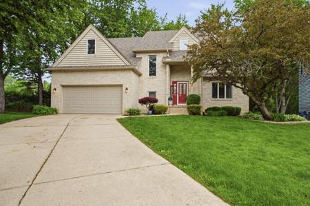 5204 Woodmere Court