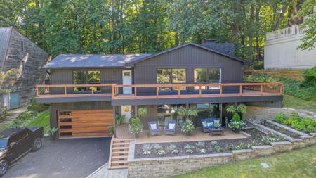 460 Roxbury Road