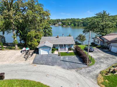 245 Island Drive