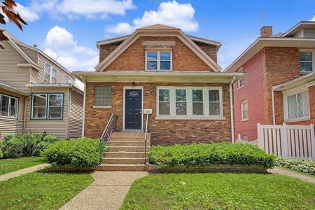 1807 La Porte Avenue