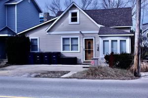 306 Lake Shore Drive