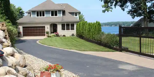 315 Waverly Road