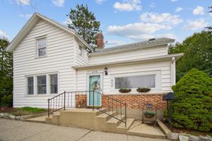 458 Lakeview Street
