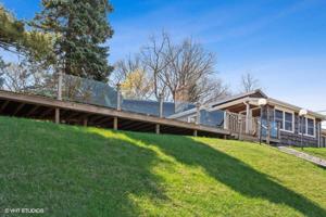 1813 Lake Shore Drive