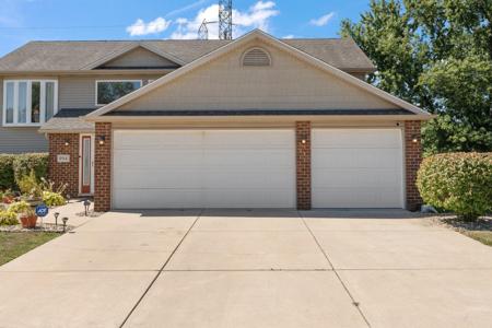 994 Ian Drive