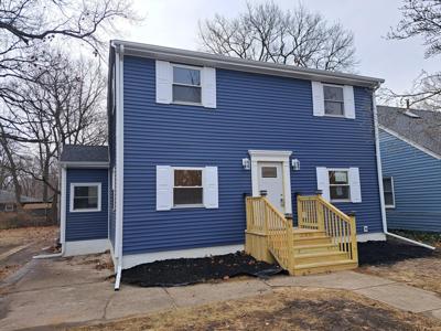 1045 N Vanderburg Street