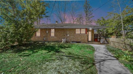 618 S Wisconsin Street