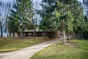 440 Chaucer Court