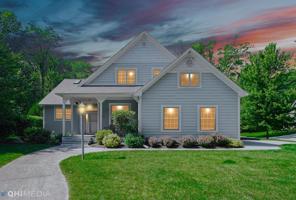 2717 W Shorewood Drive