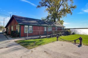 7405 Lake Shore Drive