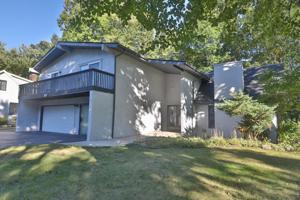 400 Shorewood Court