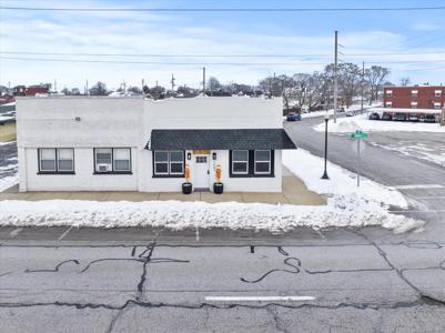 1463 Indianapolis Boulevard